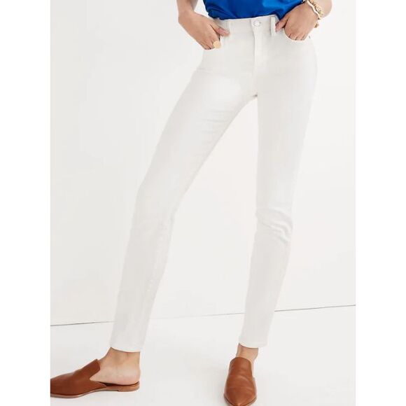 Madewell Denim - Madewell 9" High-Rise Skinny Jeans in Pure White Size 28 (Size 6)